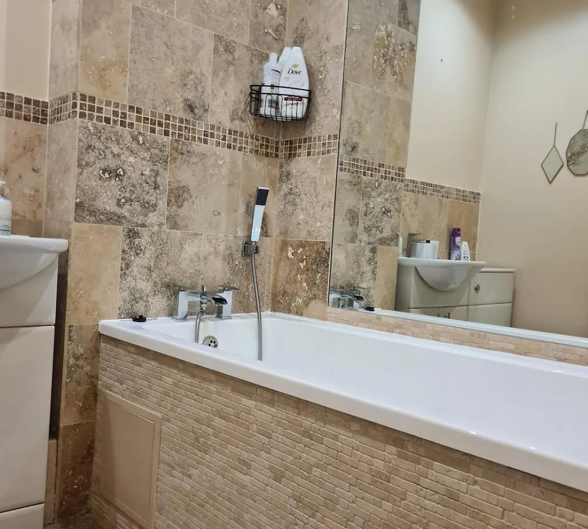 Entire Two Bedroom Ravens Lodge Middlesbrough 0*,